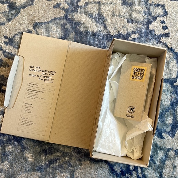 Golden Goose Shoe Box - Picture 4 of 8